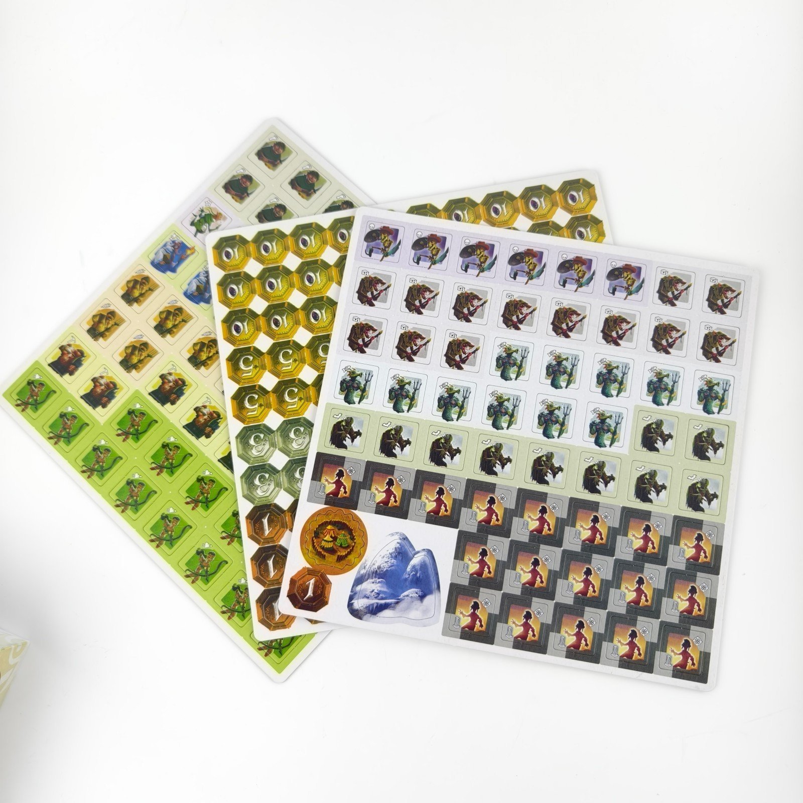 Smaller World Mini Strategy Board Game – English Version Party Game - Image 10