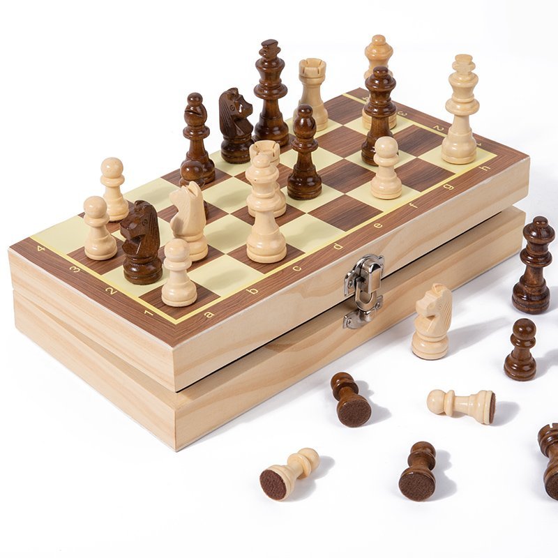 Magnetic Folding Wooden Chess Set