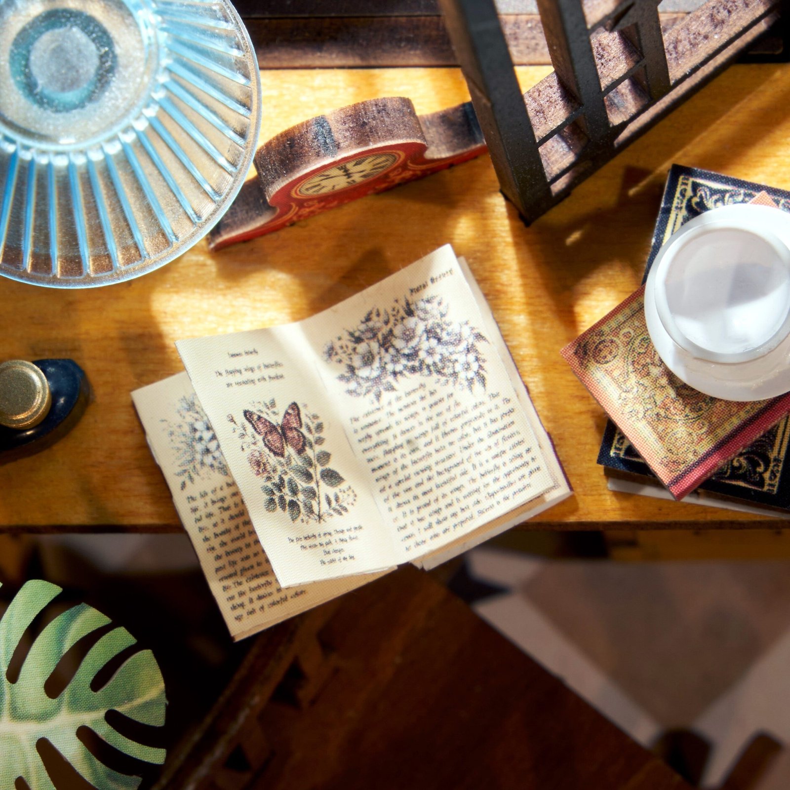 Silent Corner Study Book Nook - Image 6