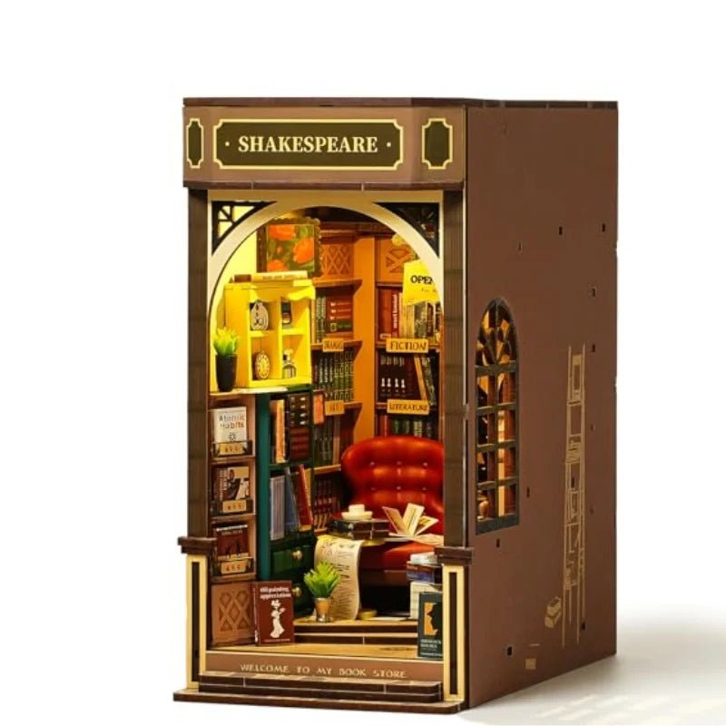 Shakespeare Book Nook - Image 3